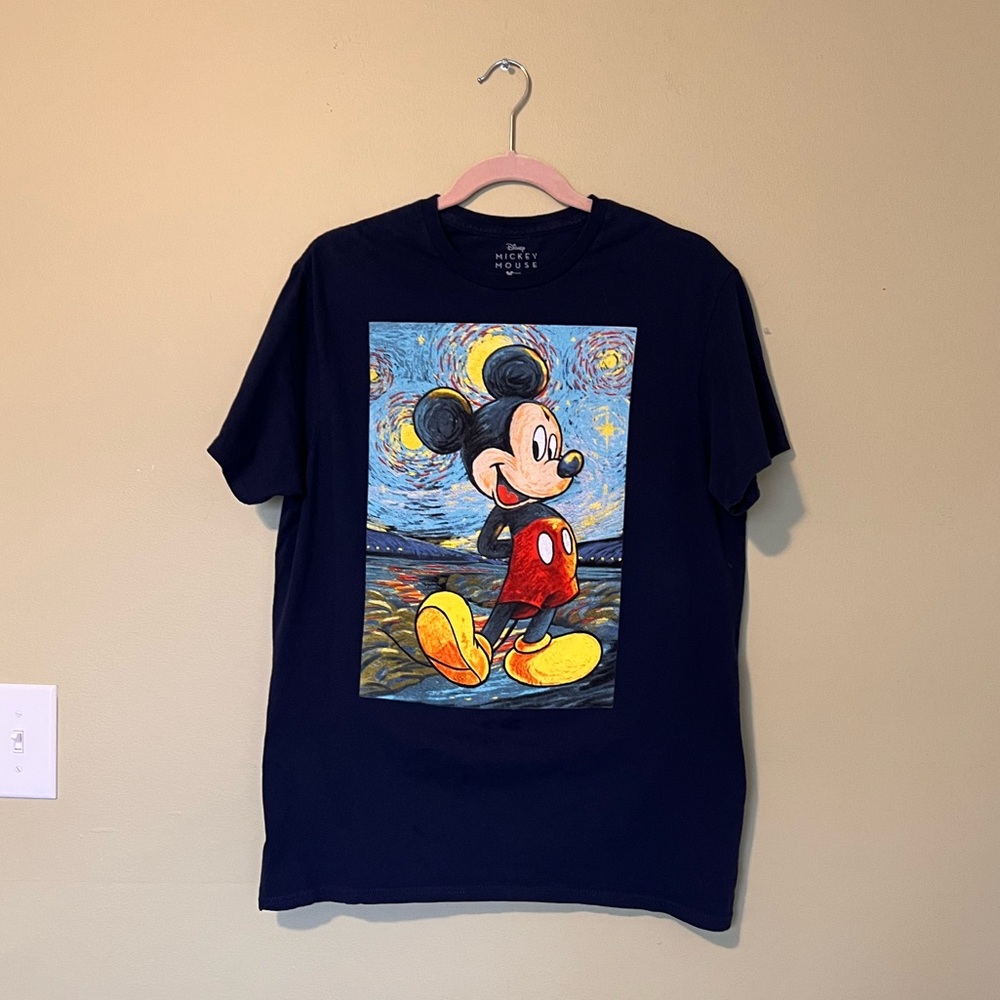 🎈🎈NWT MICKEY MOUSE T-SHIRT